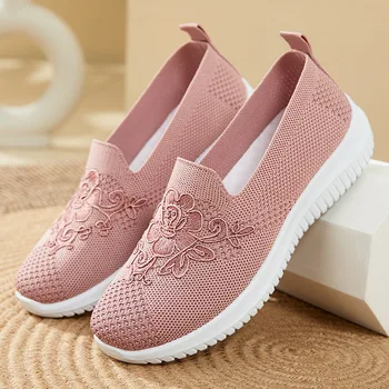 2023 Нови дамски тъканни обувки с бродерия, на мама обувки на плоска подметка с шнур, розови работни обувки, ежедневни обувки, дамски обувки